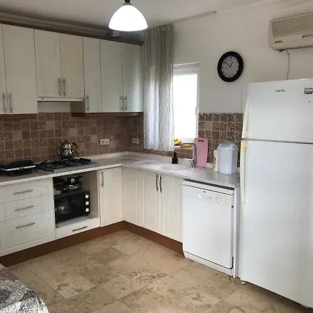 Beyaz Sahil Evleri Villa *