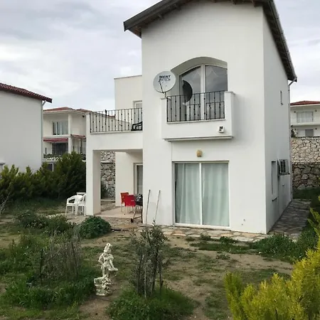 Villa Beyaz Sahil Evleri Pali